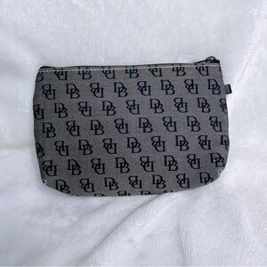 Dooney & Bourke | coin holder